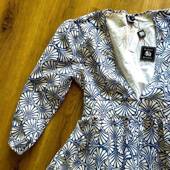 Madison Mathews deep v neck Mini Dress nwt large - Picture 2 of 8